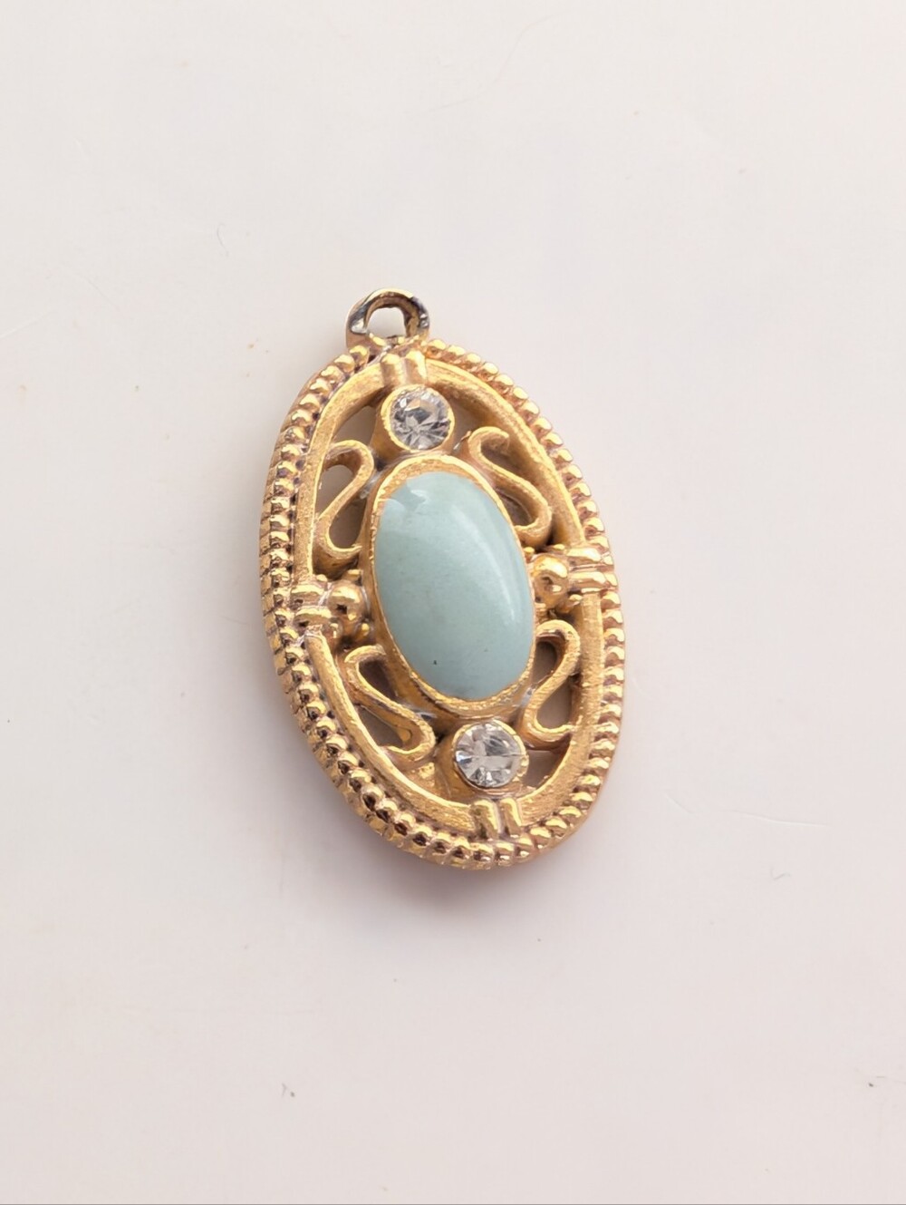 Vintage Gold Tone Victorian Style Enamel Cabochon Cameo Necklace Pendant